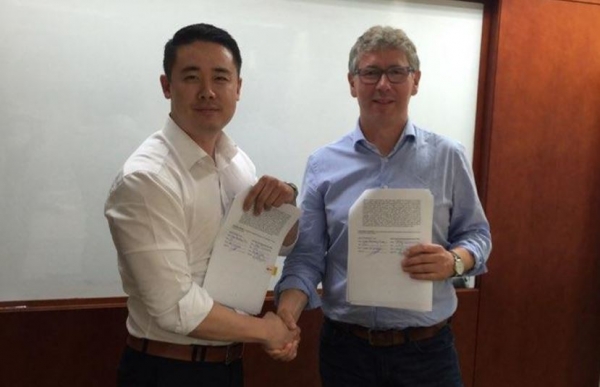 제품에 대한 확고한 신뢰를 바탕으로 지난 3월 조은기업과 독일 세이프팩의 두 대표는 독일 소재 합작 회사(SafePack GreenVCI GmbH)를 설립한 바 있다.