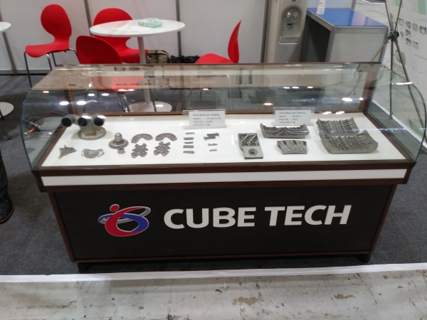 (주)큐브테크가 전시한 금속프린터 출력물. (사진=철강금속신문)