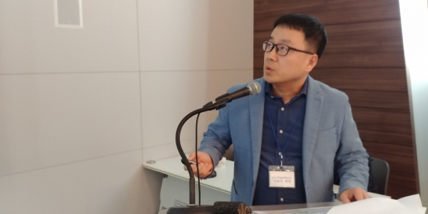 LH고객품질혁신단 이용석 팀장은 31일 경기도 일산 킨텍스에서 열린 '건축화재안전 제도정책 및 기술세미나'에서 '강제창호 품질관리'에 대해 발표했다.