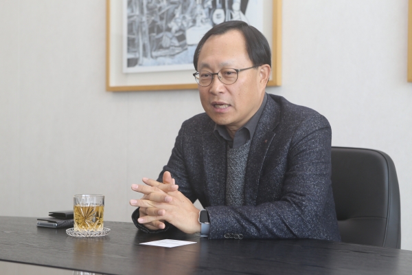 젊은 동국제강의 대명사, 최고운영책임자 김연극 사장