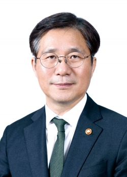 산업통상자원부 성윤모 장관