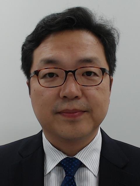 산업통상자원부 철강세라믹과 오충종 과장