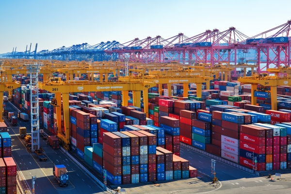 와이어로프 진단장비 부착 대상물인 항만 크레인 장비들. (사진=부산항만공사)