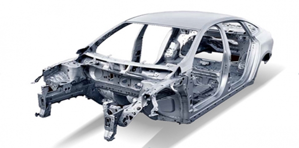 포스코 기가스틸이 가장 많이 적용된 르노삼성 SM6. SM6는 동급 차량 중 최고의 안정성을 확보하고 있다. (사진제공=포스코강판)