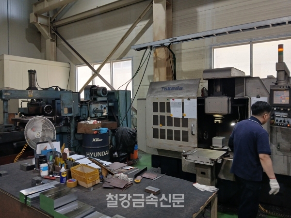 디엠티종합특수강의 금형강 가공라인. (사진=철강금속신문)