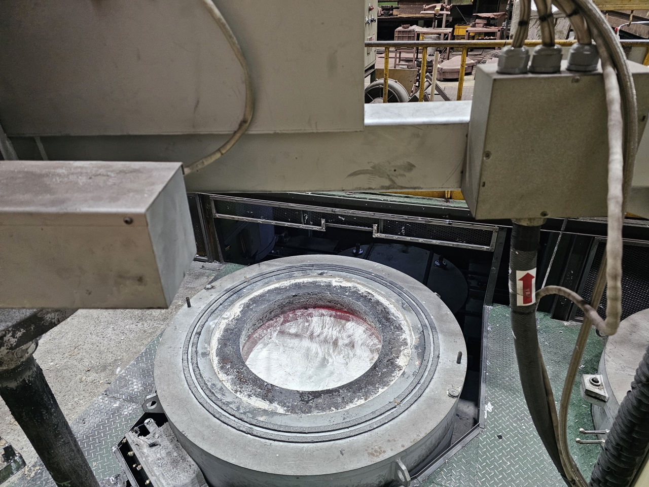 ▲대신금속의 하부 압상식 저압주조 시스템