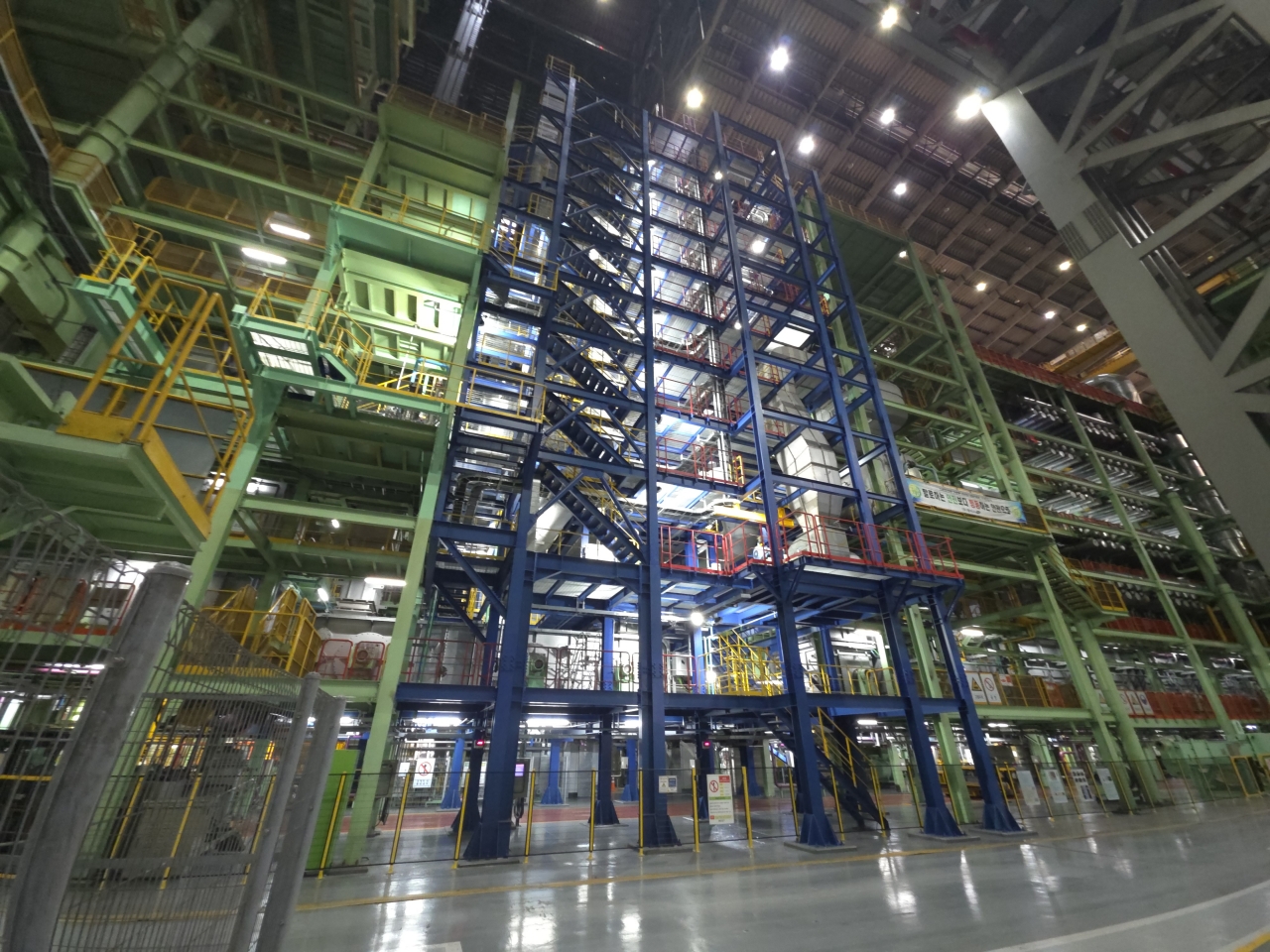 현대제철 당진 2냉연공장의 CVGL 설비(제공/현대제철)