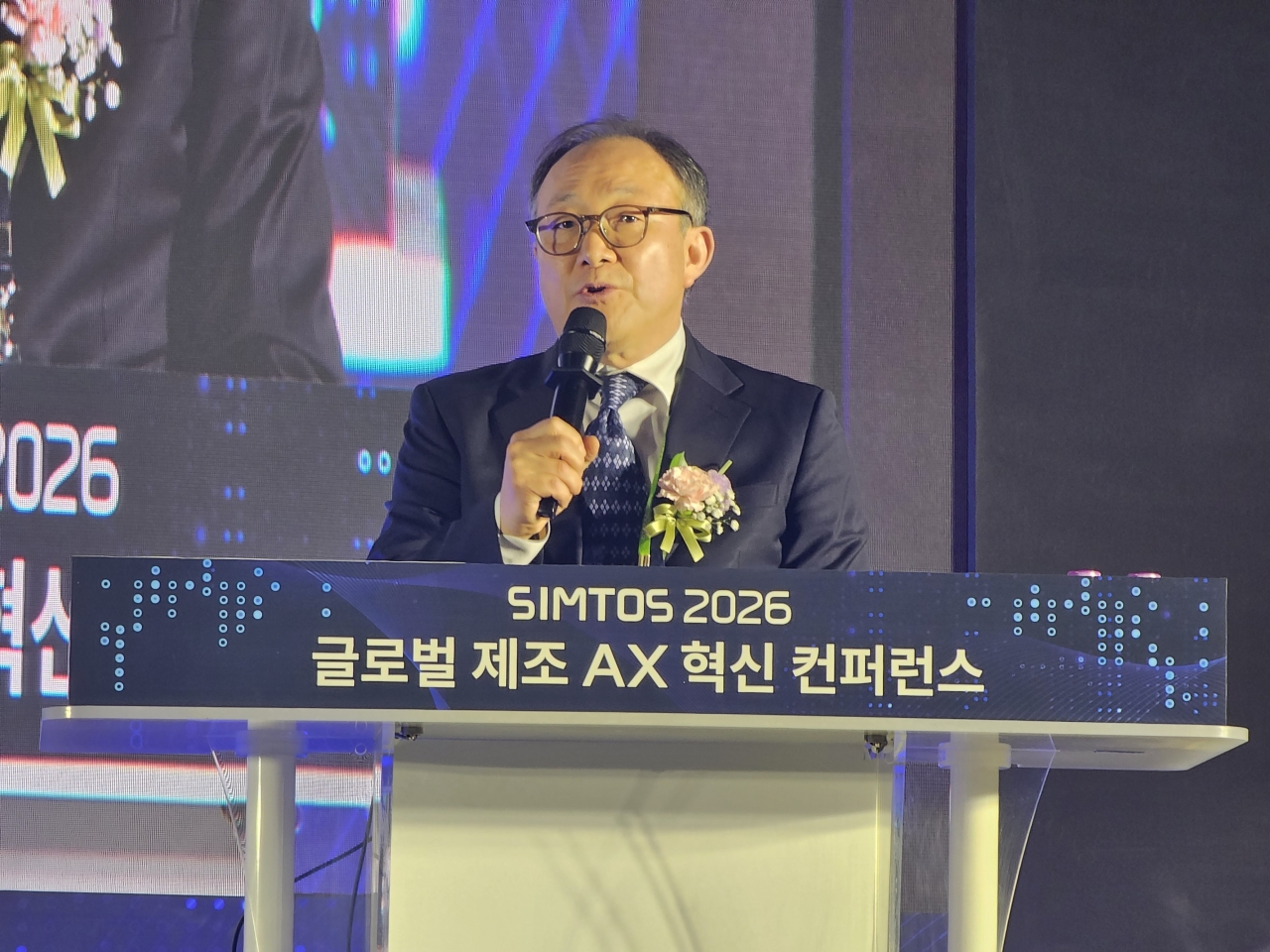 ▲고영진 한국다이캐스팅학회 회장이 2026년 춘계 다이캐스팅 학술대회에서 인삿말을 전하고 있다.