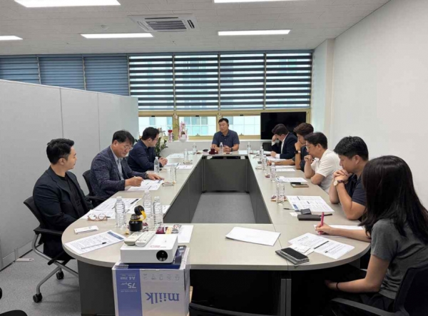 한국철강자원협회는 지난달 27일 이수창 산업통상부 철강세라믹과 팀장과 철스크랩 산업 현안 관련 정책 간담회를 개최했다(사진=한국철강자원협회)<br>